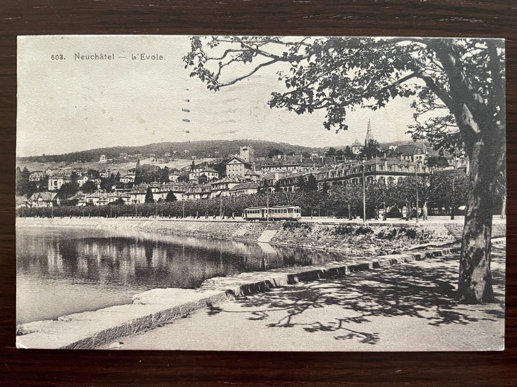 Cartoline postali: NEUCHÂTEL L'Evole, TRAM / STRASSENBAHN / TRAIN, 1914 – Usato da Wald ZH venduto da TLILEF