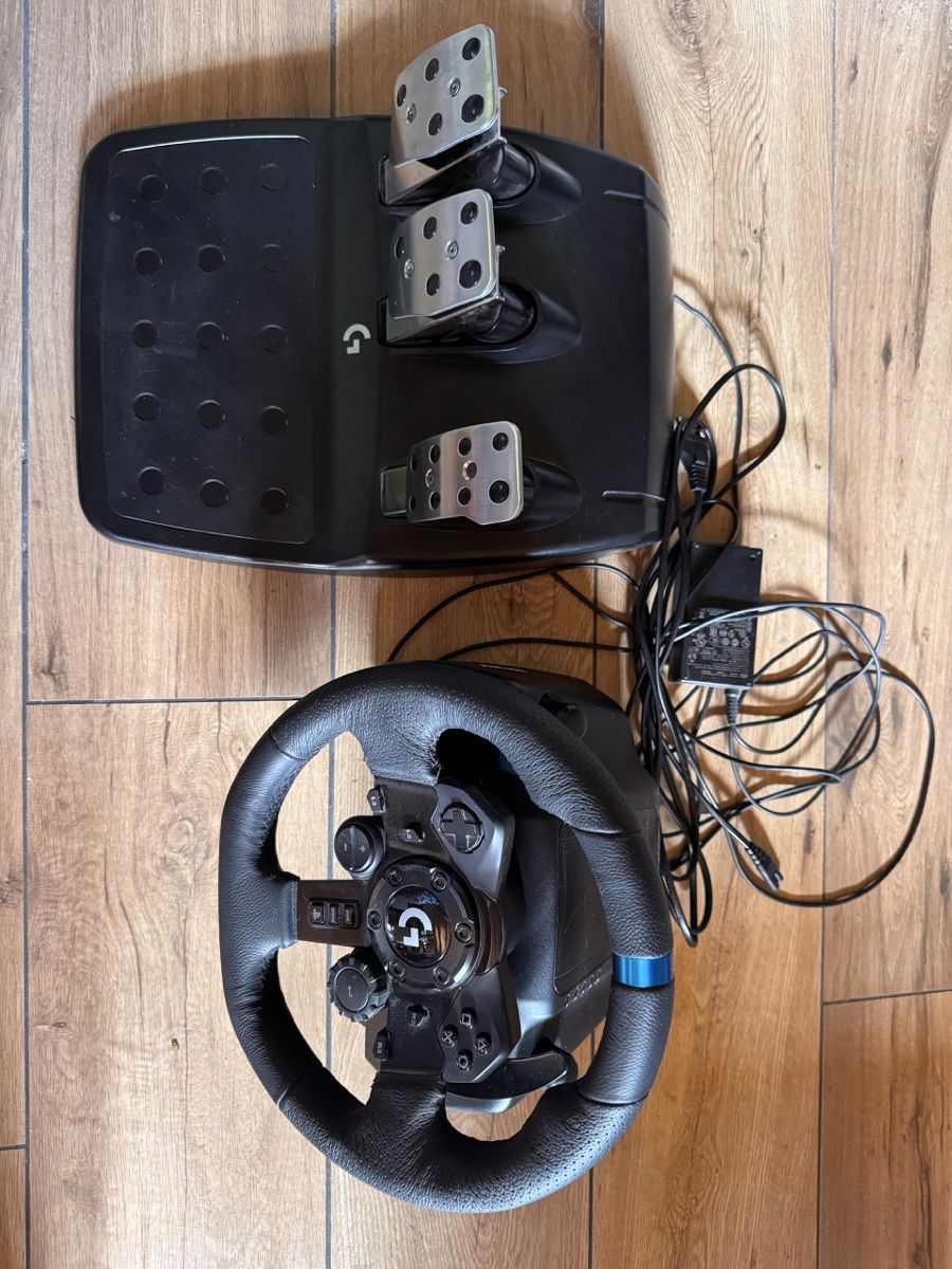 Systèmes de contrôle: Volant Logitech G293 PS5 – D'occasion à Val-d'Illiez par Chris__123