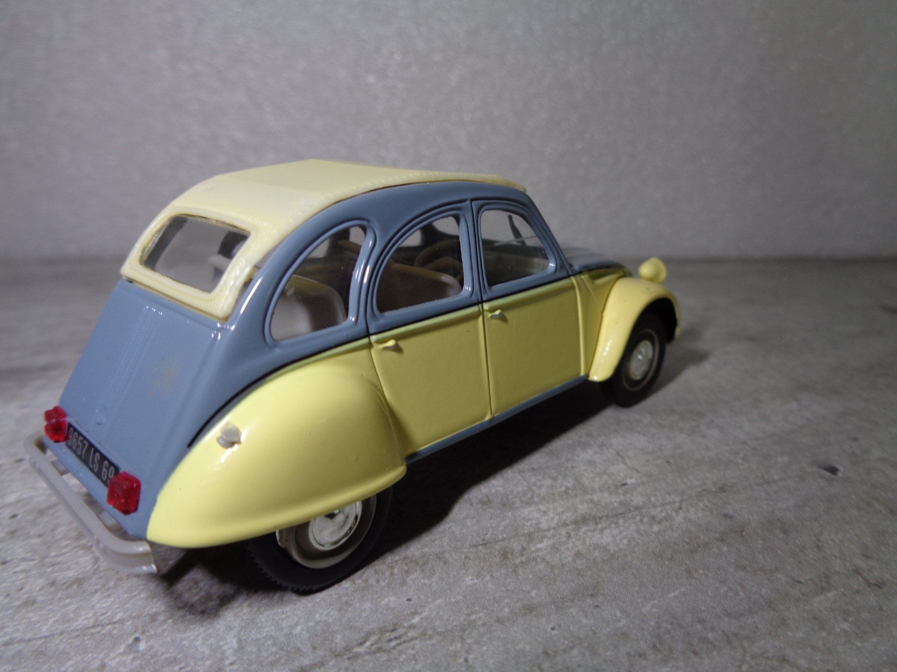 Citroën Modellini d'auto: Norev 1:43 Classic Car Citroën 2CV – Nuovo e nell'imballaggio originale da Reconvilier venduto da rallycar 2