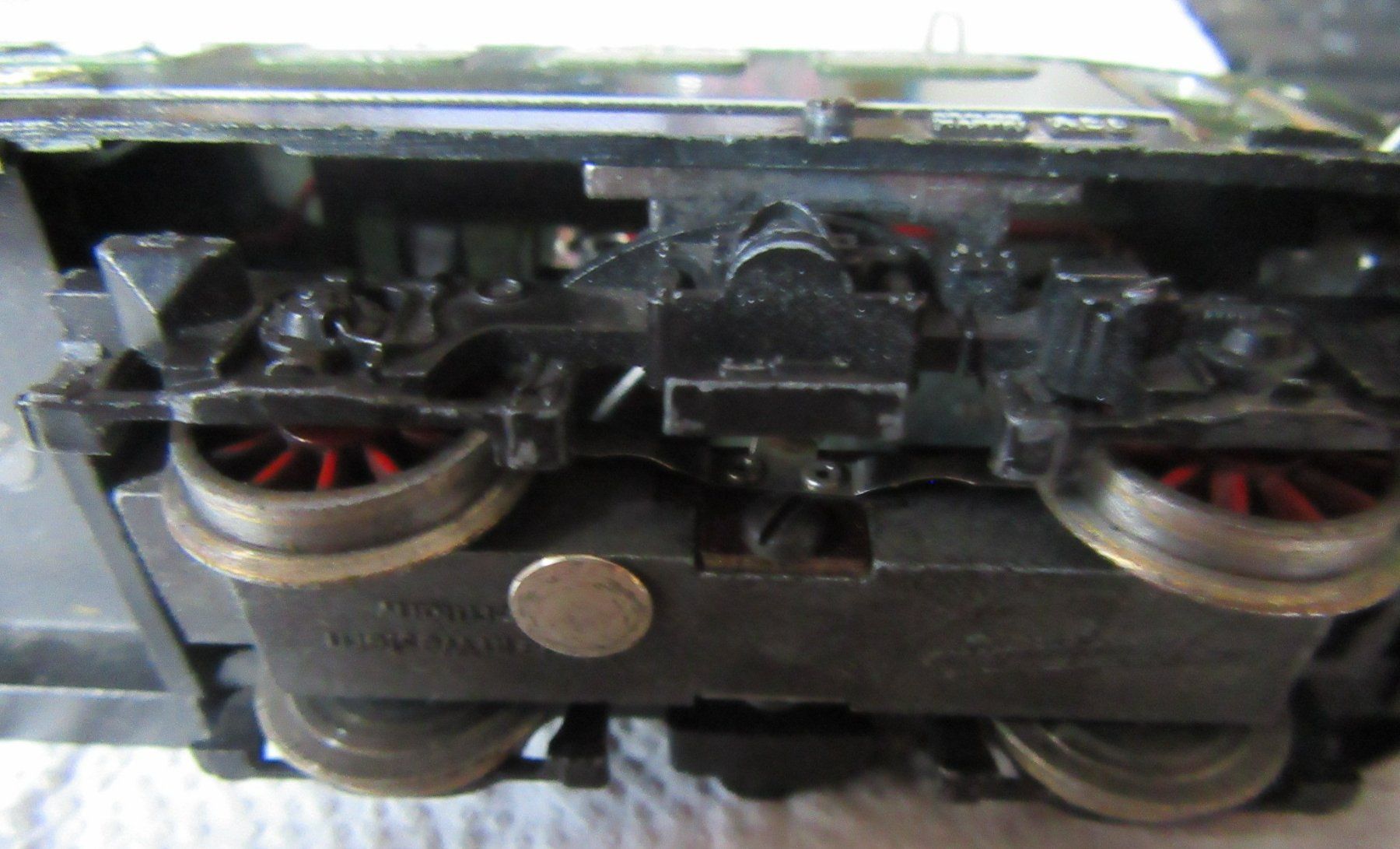 Fleischmann Modelleisenbahnen: Fleischmann E. - Lokomotive DB  grün H0 defekt – Gebraucht aus Rüdtligen von Carfield04 3