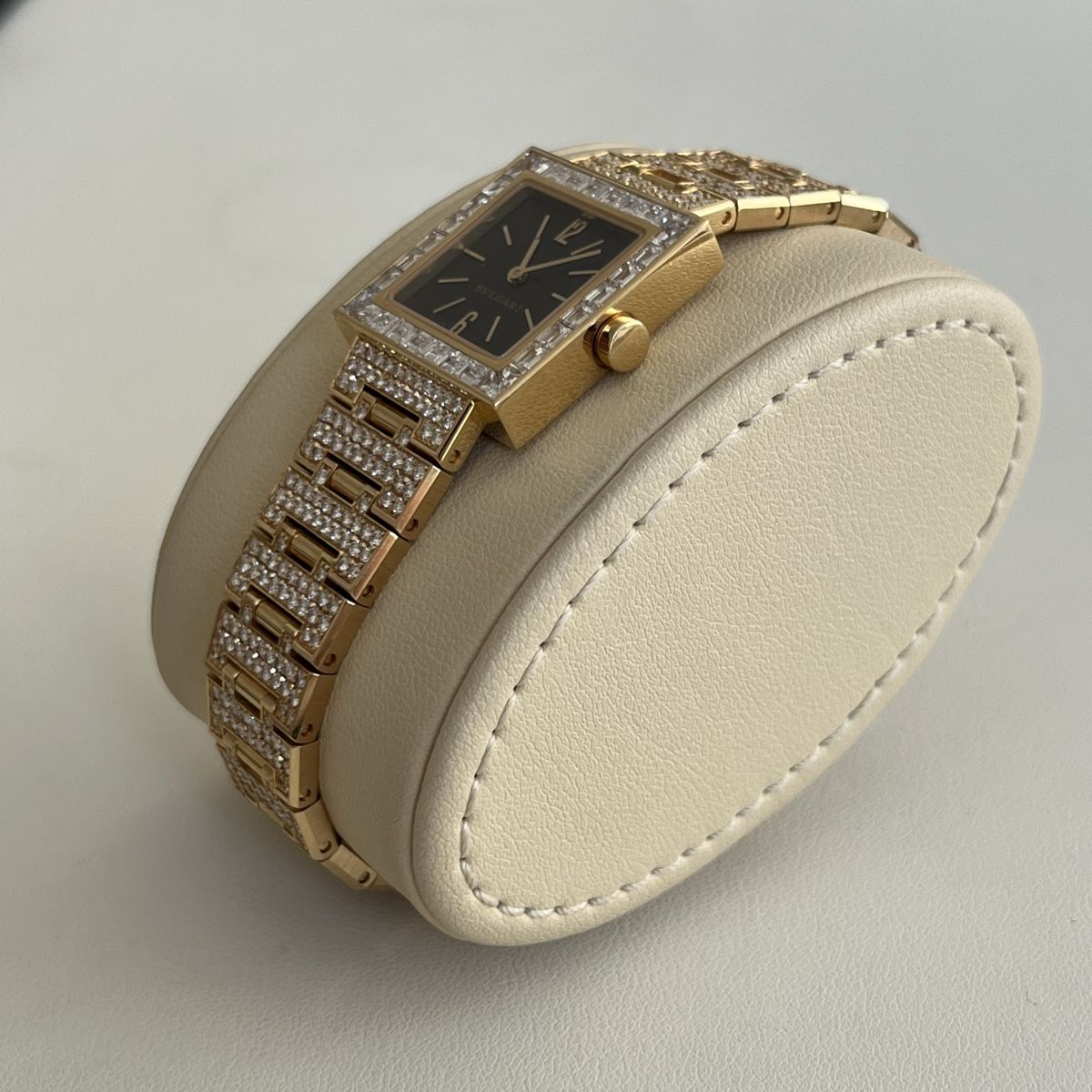 Bulgari Orologi: Bvlgari Quadrato 18K mit Diamanten – Usato da Winterthur venduto da LaBodega 1