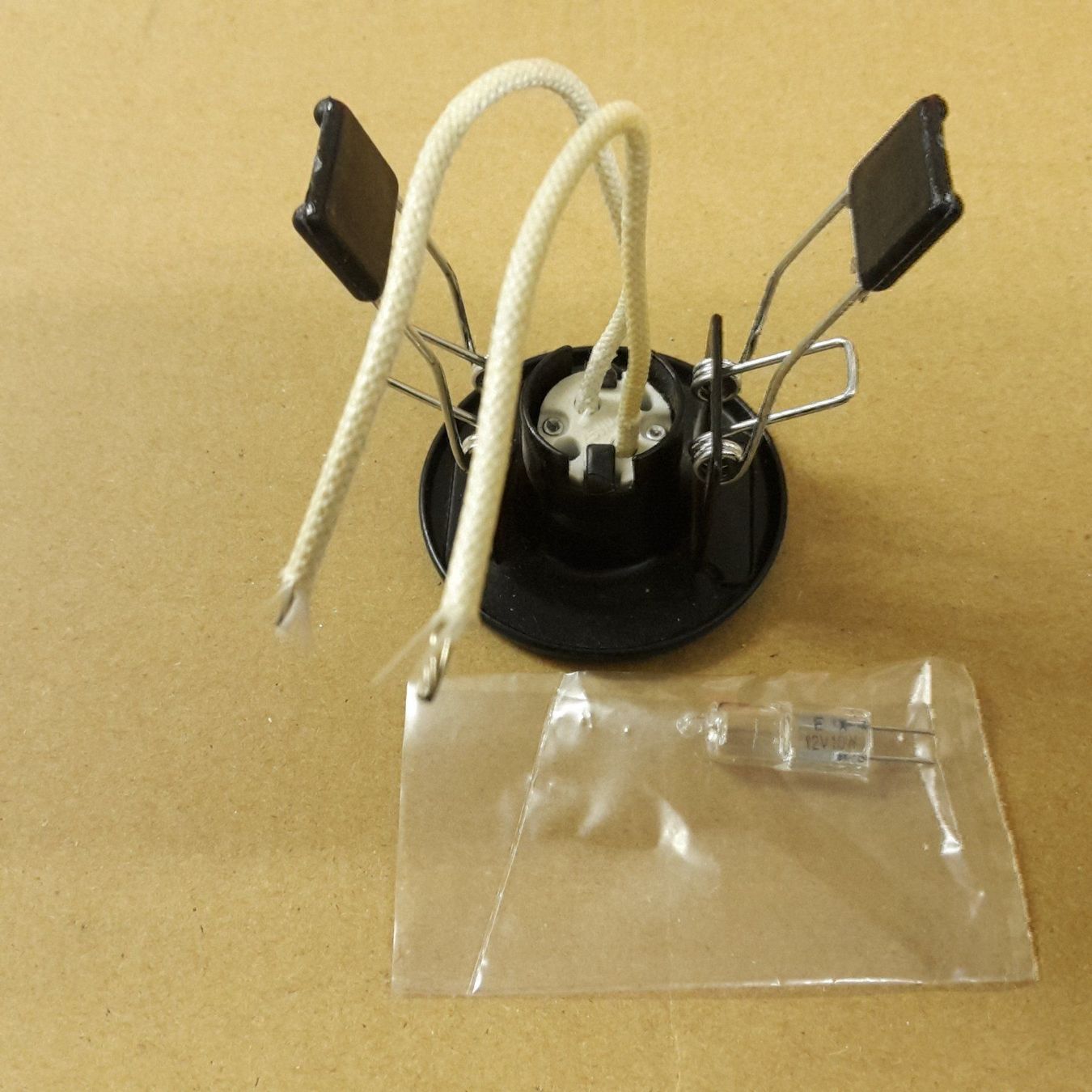 Osram Lampade: Halogen Einbau Set, 9er Spot, Neu, Top – Nuovo (secondo la descrizione) da Bergdietikon venduto da Hyundai16v 2