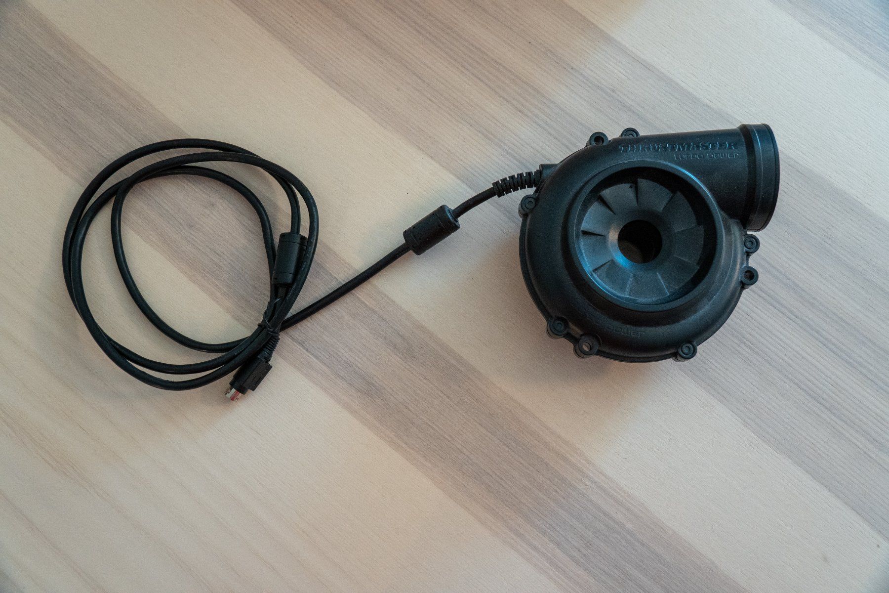 Thrustmaster Manettes: Thrustmaster TS-XW Servo Base - Comme neuf – D'occasion à Zürich par louis.crc 5