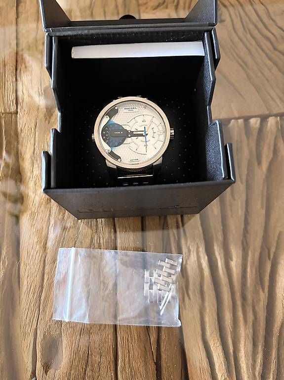 Orologi: Uhr Diesel Man – Usato da Hitzkirch venduto da DM_7 3