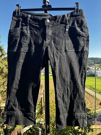 Kurze Jeanshosen