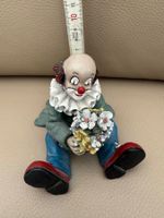 Dekorative Clown Gilde mit Blumenstrauss - Sammlerstück!