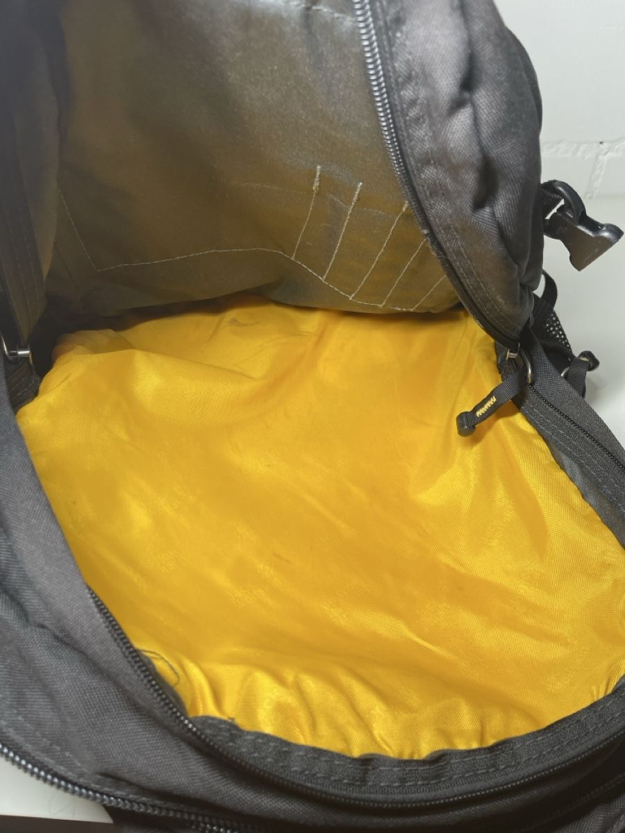 Jack Wolfskin Sacs à dos: Rucksack Jack Wolfskin Berkeley schwarz – D'occasion à Unterkulm par AnoliOccasion 1