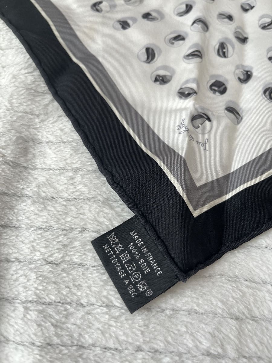 Hermès Foulard & Sciarpe: Hermès Seidentuch "Jeu de Billes", Schwarz/Weiss, 42cm – Usato da Biberist venduto da lle_z7hb 4