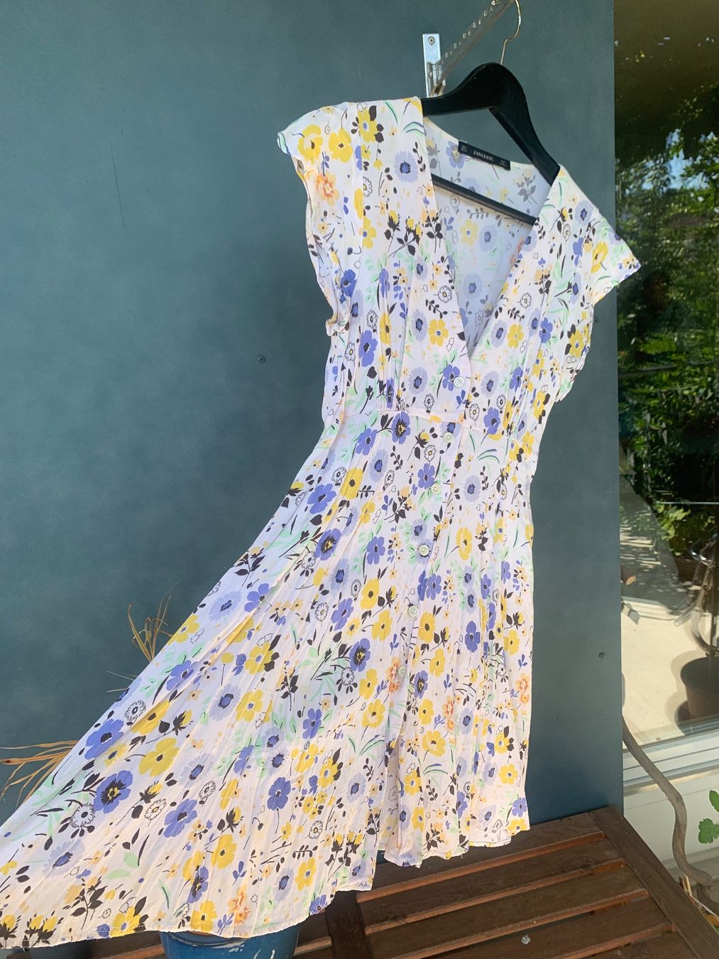 Kleider: Sommerkleid mit Blumen, Gr.S🌞 – Gebraucht aus Egg b. Zürich von Flummi 1
