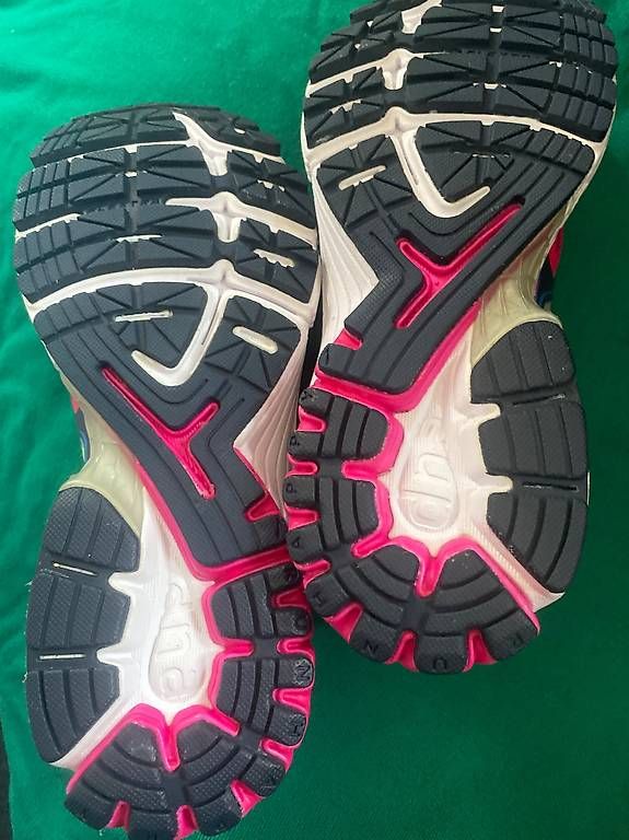 Scarpe da donna: Brooks, Laufschuhe, Damen – Nuovo e nell'imballaggio originale da St. Gallen venduto da Konstanza 3