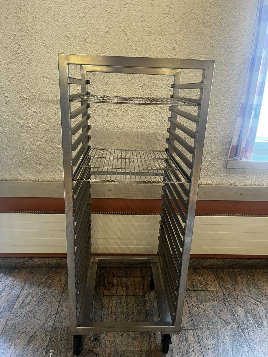 Elettrodomestici da cucina: 2/1 Regalwagen robust  – Usato da Dittingen venduto da Cervolino77
