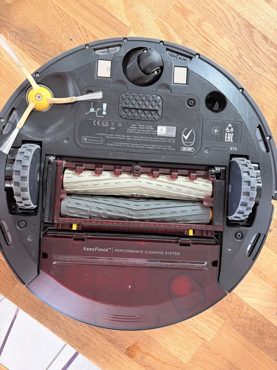 Irobot Staubsauger & Zubehör: iRobot Roomba 975 – Gebraucht aus Grenchen von _Nike_ 2