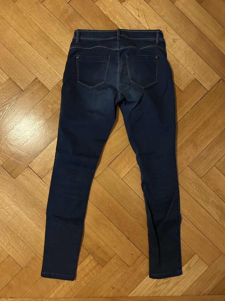 Only Jeans: Jeans only dunkelblau (M, Länge 32) – Usato da Basel venduto da stb_27 1