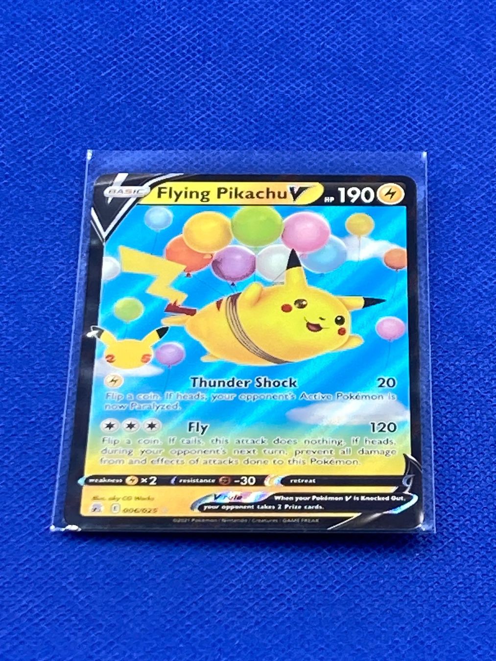 Pokémon Sammelbilder & Trading cards: Pokemon Celebration Flying Pikachu V 006 / 025 – Neu (gemäss Beschreibung) aus Baar von