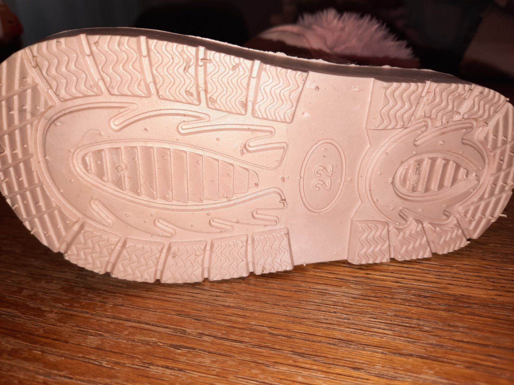 Scarpe per ragazze: Neue Winterschuhe in der Grösse 22 – Nuovo (secondo la descrizione) da Reiden venduto da armand8 2