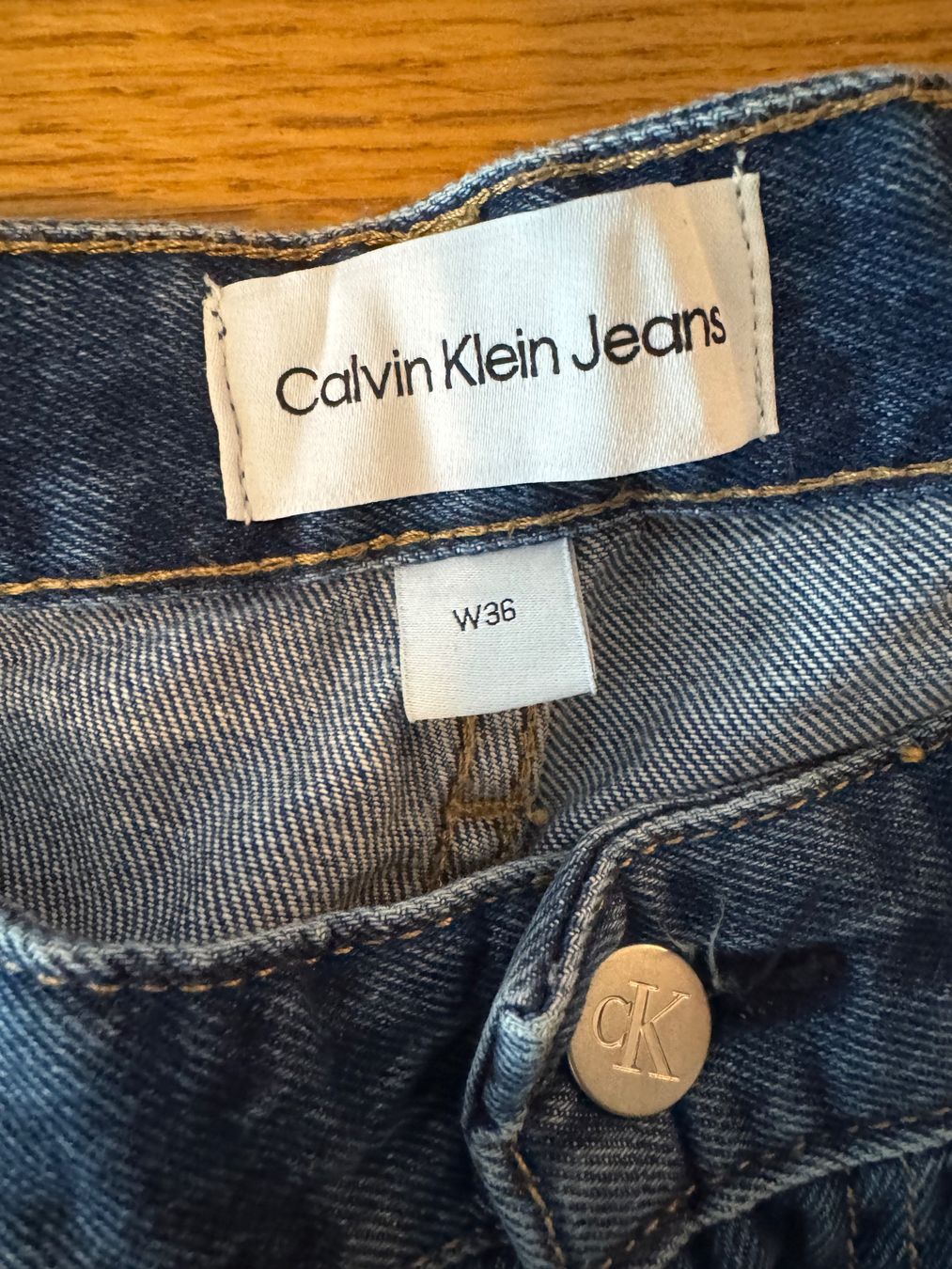 Calvin Klein Jeans: Calvin Klein Jeans - 90S STRAIGHT – Usato da Zürich venduto da sell_my_stuff 3