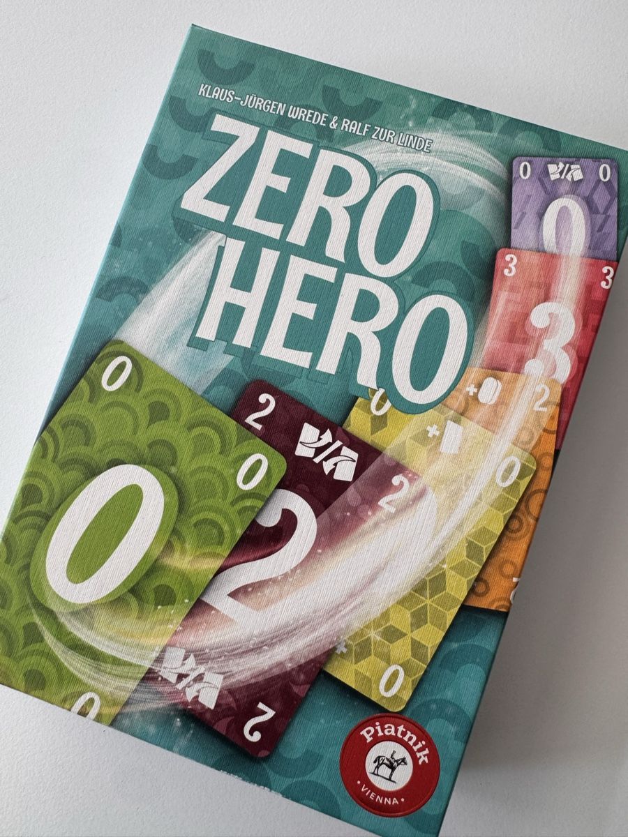Giochi: Neuwertiges Kartenspiel "Zero Hero" – Nuovo (secondo la descrizione) da Sursee venduto da ste_zr96
