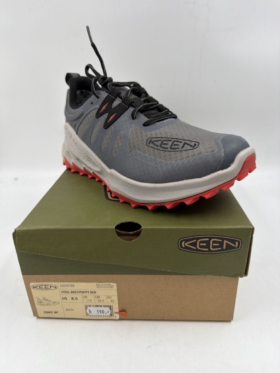 Keen Scarpe da uomo: Keen Zionic WP, Gr. 41, Grau/Rot, Neu mit Originalverpackung – Nuovo e nell'imballaggio originale da Sirnach venduto da Fkobi