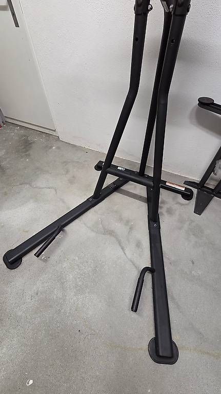 Adidas Hometrainer: Adidas Performance Power Tower  Klimmzug- & Dipstation – Usato da Finsterwald LU venduto da Roeoesli 4