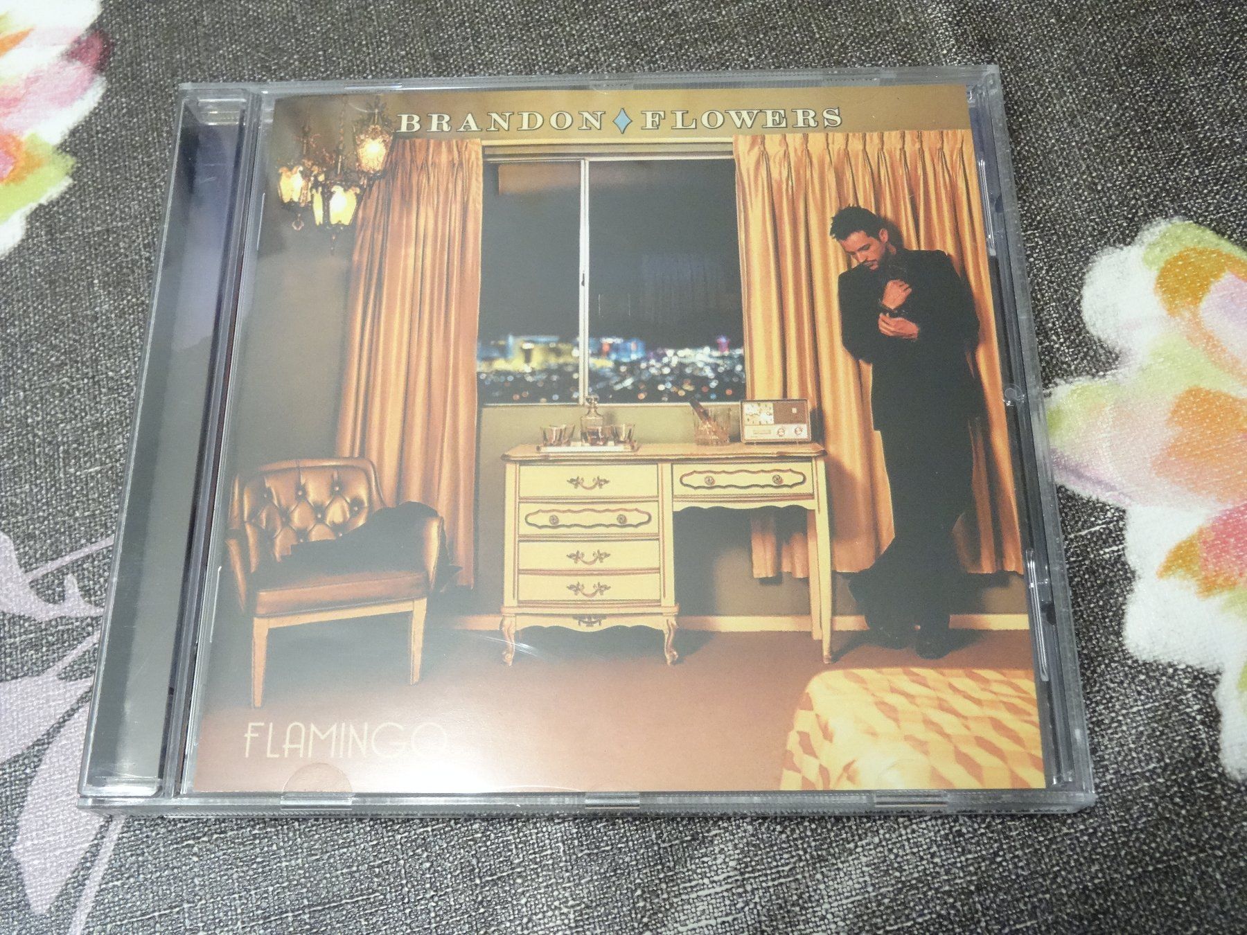 CDs: Brandon Flowers - Flamingo CD – Gebraucht aus Olten von Disc-Ausverkauf