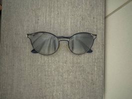 Prada  Lunettes de soleil femme SPR 62s