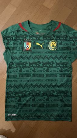 Original Puma Kamerun Fussball Trikot Grösse M Neuwertig!