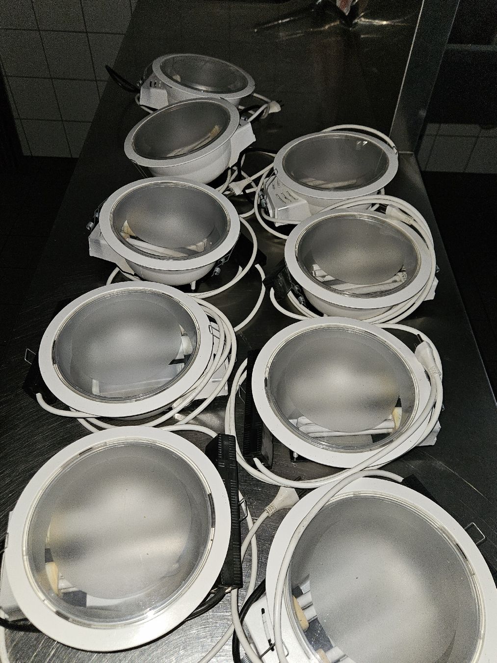 Lampadari & plafoniere: Deckeneinbauleuchten Gastroküche – Usato da Morschach venduto da Hanswi