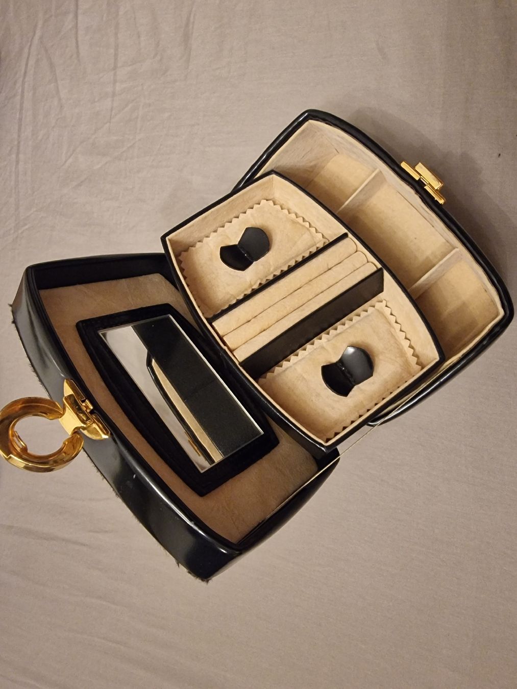 Split-Ender Taglio: Split-Ender PRO 2 Haarschneider inkl. Tasche & Zubehör – Usato da Luzern venduto da GondiTN 1