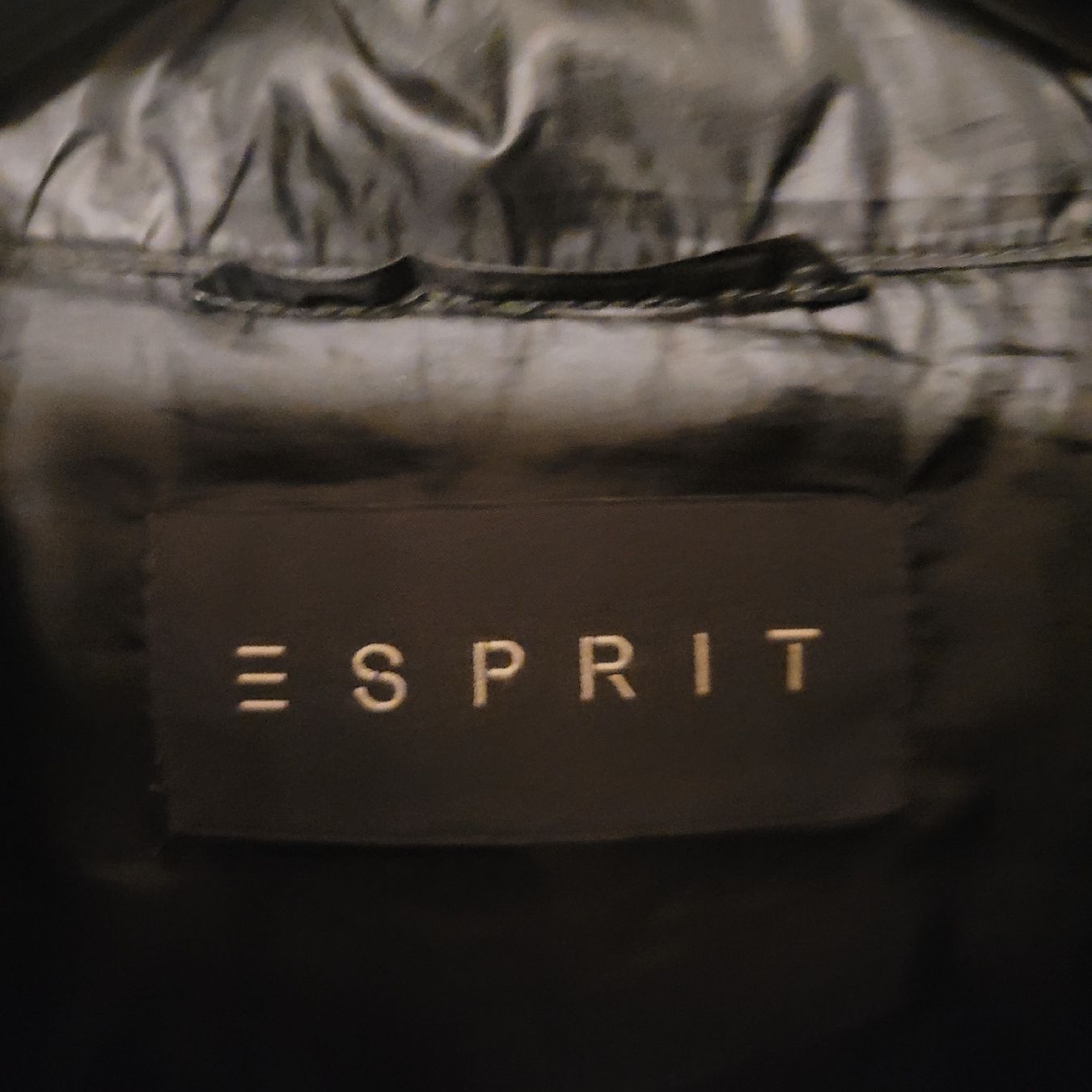 Esprit Giacche: Esprit Daunen Jacke Grösse  S – Usato da Schmerikon venduto da 7855 3
