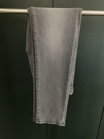 Diesel • 2019 D-Strukt • 0GRDK • W33 L 32