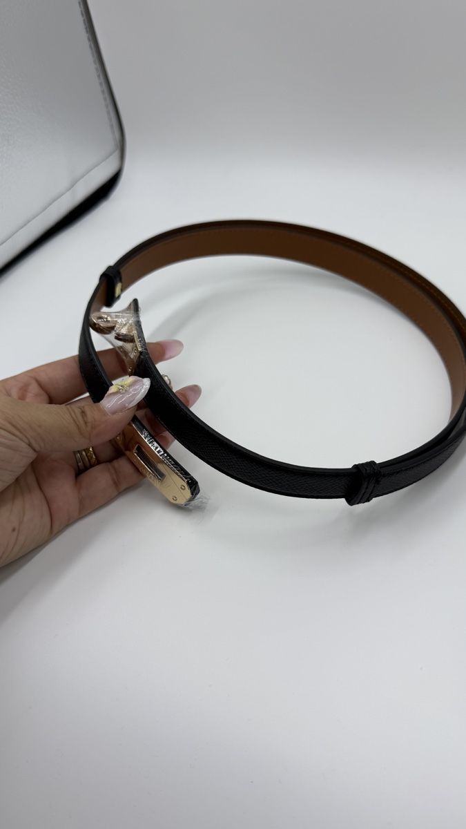 Cinture: Black/gold color Leather Belt – Nuovo e nell'imballaggio originale da Chur venduto da Madeys 2