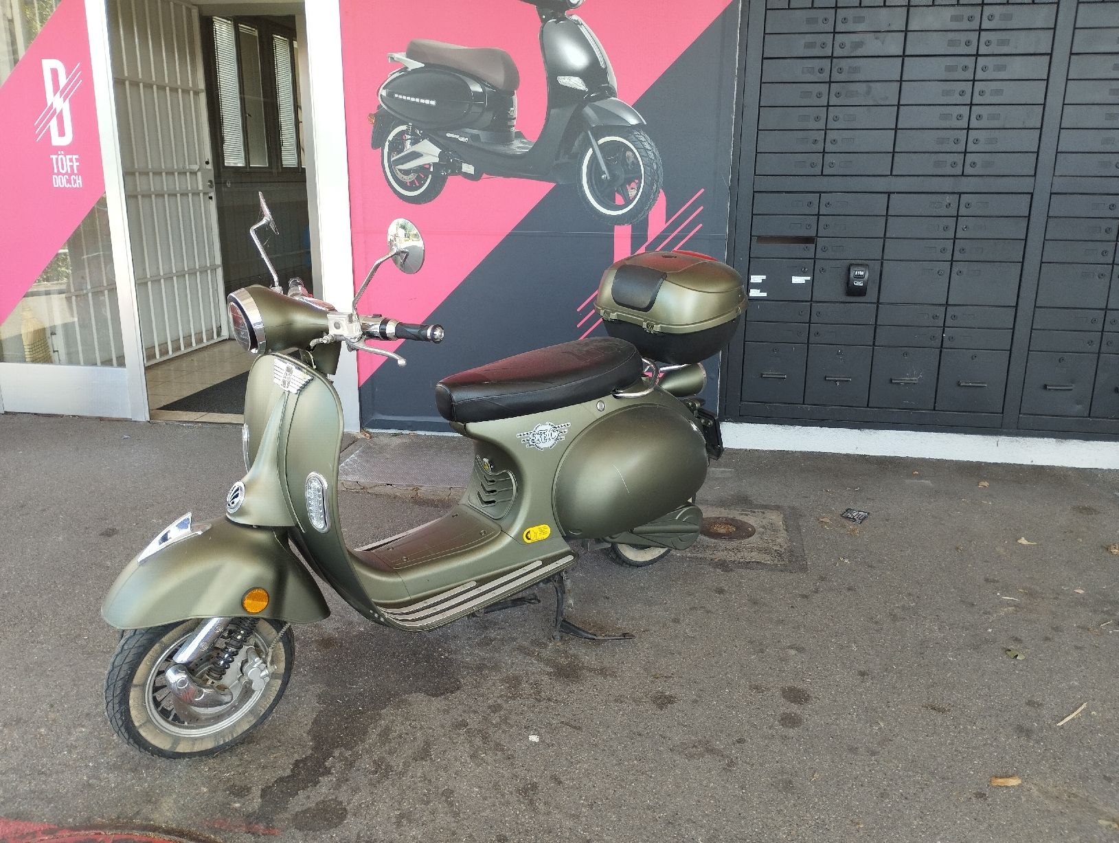 Scooters: Occassion Elektroroller 45km/h  Kat.M E.F.O EV2000 retro – Gebraucht aus Neuhausen am Rheinfall von Toeffdoc 1
