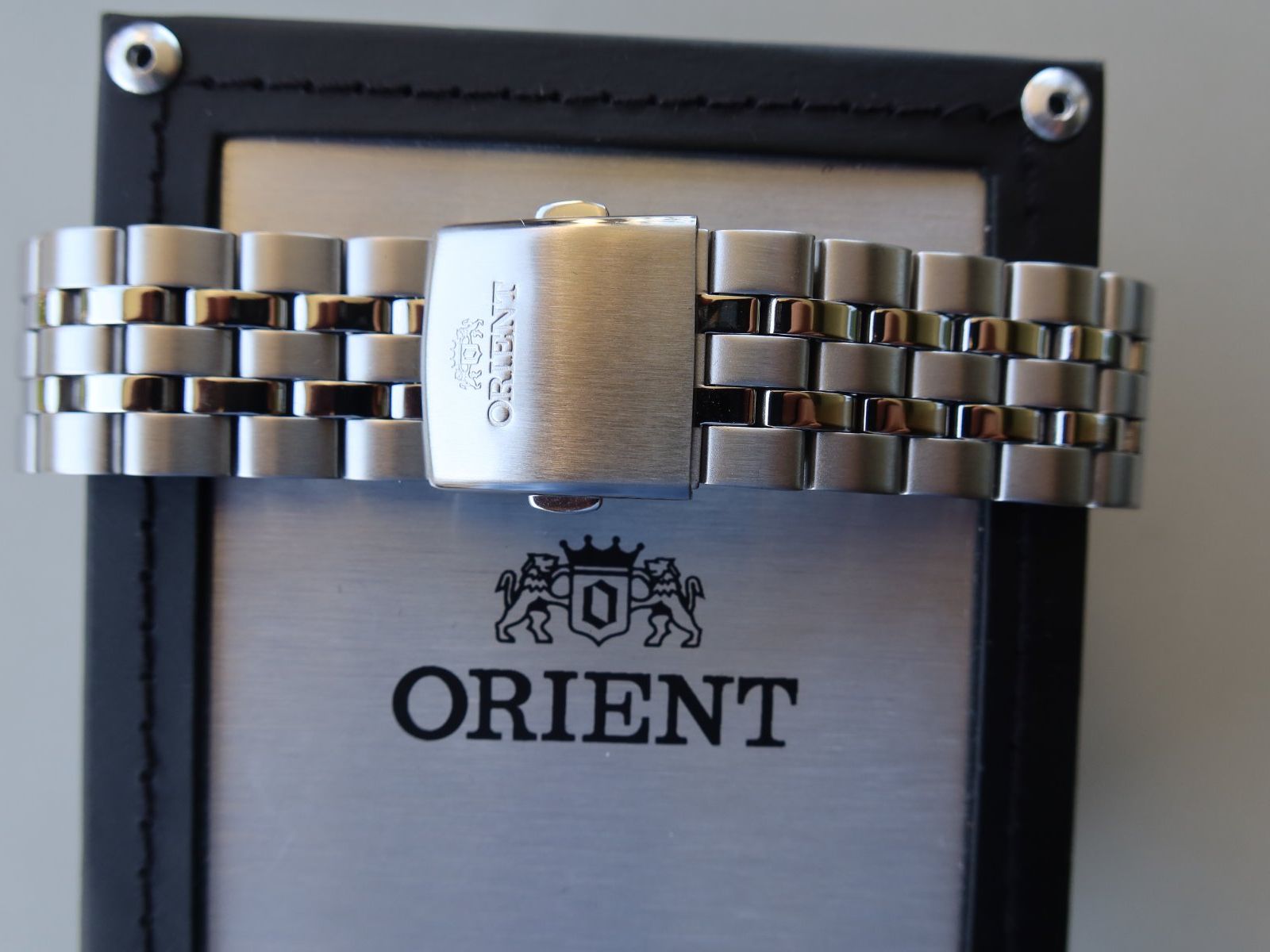 Orient Orologi: Weisse Orient Automatikuhr – Usato da Rain venduto da mutsch1 5