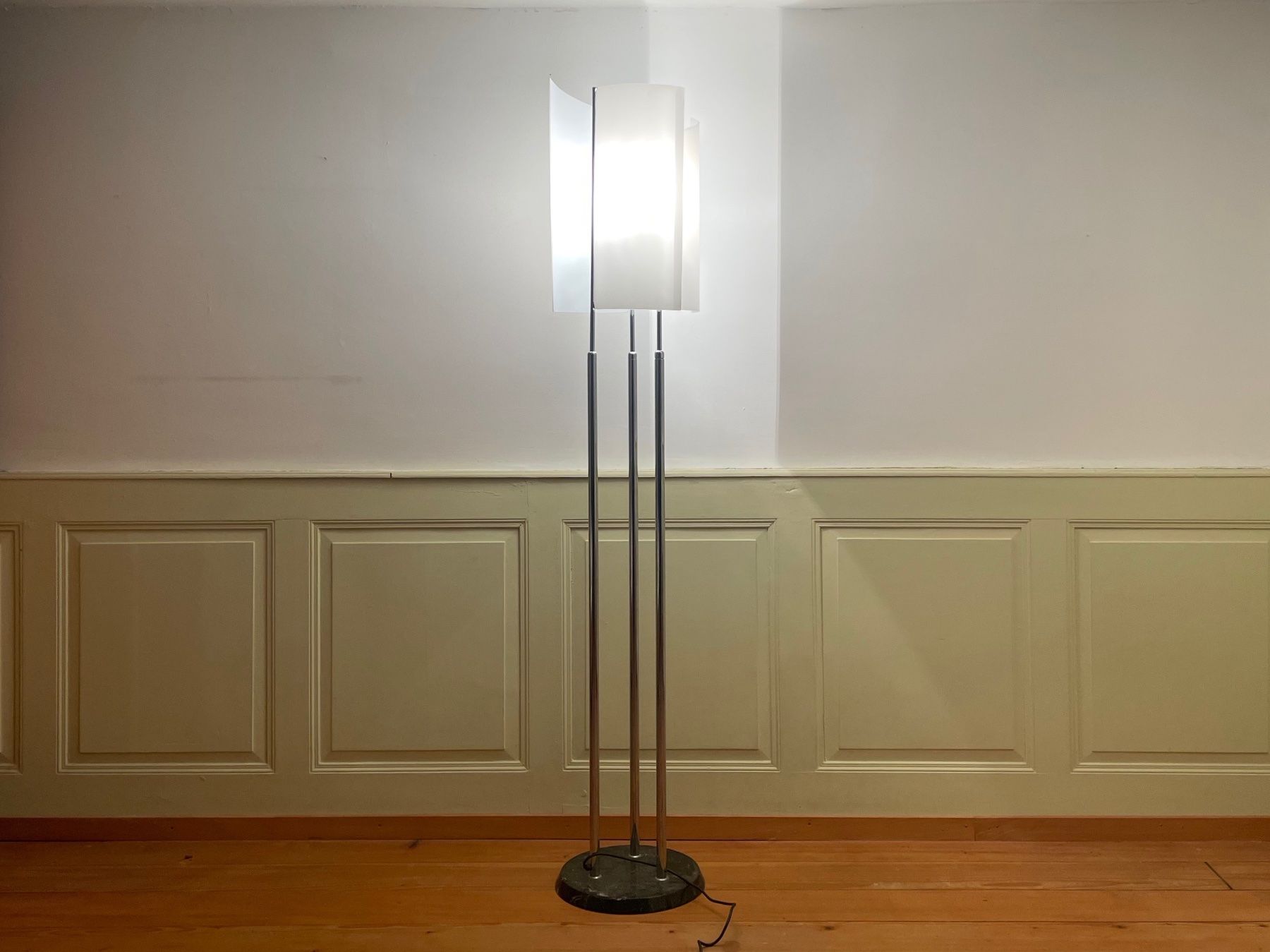 Lampen: Stehlampe Oluce Arianna // Bruno Gecchelin – Gebraucht aus Schinznach-Dorf von mix 9