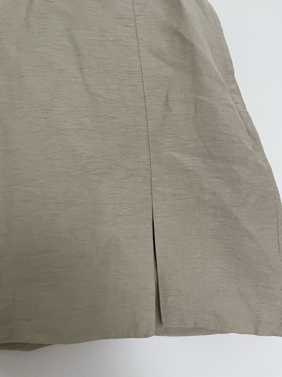 H&M Röcke: Short beige skirt with slit – Gebraucht aus Zürich von cha_l8t5 1