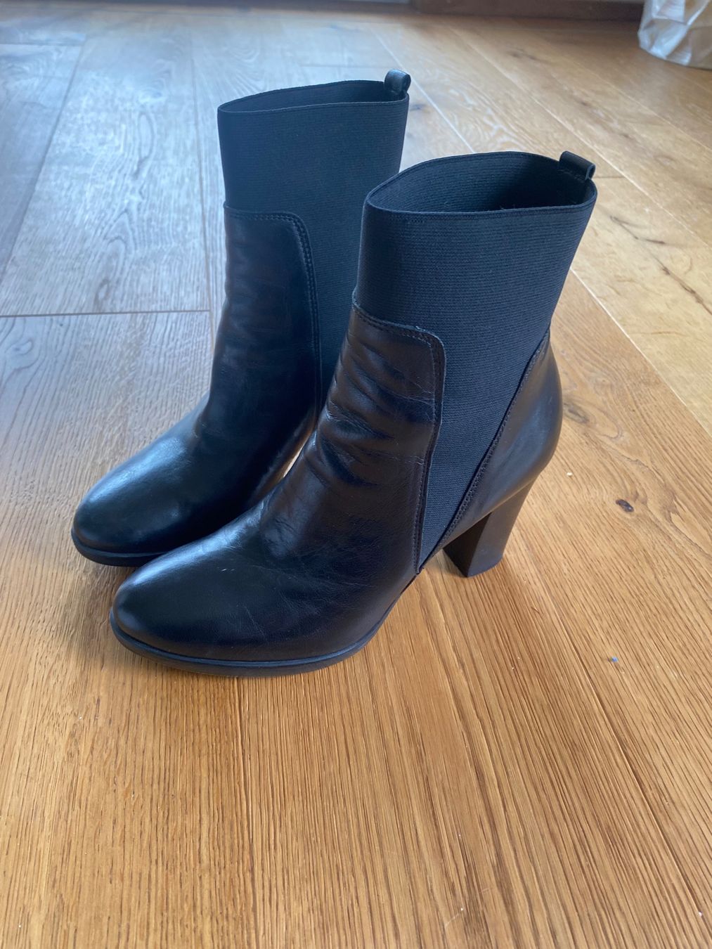 Damenschuhe: Lederstiefel Pasito – Gebraucht aus Baar von rel_9lvy 3
