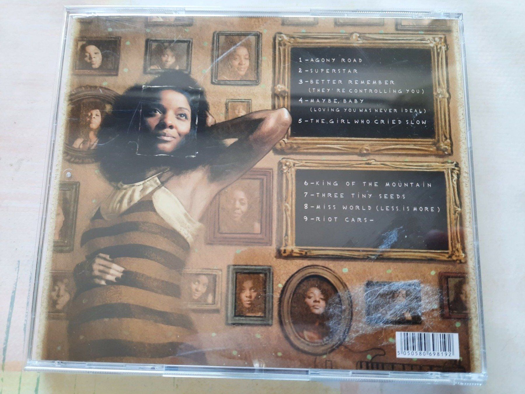 CD: Cd Gizelle Smith - Revealing  – Usato da Pully venduto da bro_n52j 1