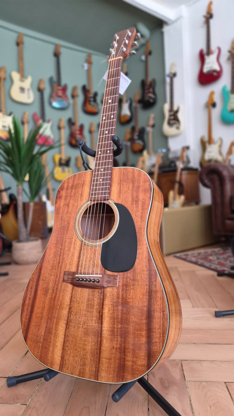 Martin & Co. Strumenti musicali: Martin D25 1982 All Koa – Usato da pieterlen venduto da AntonelloGuitars