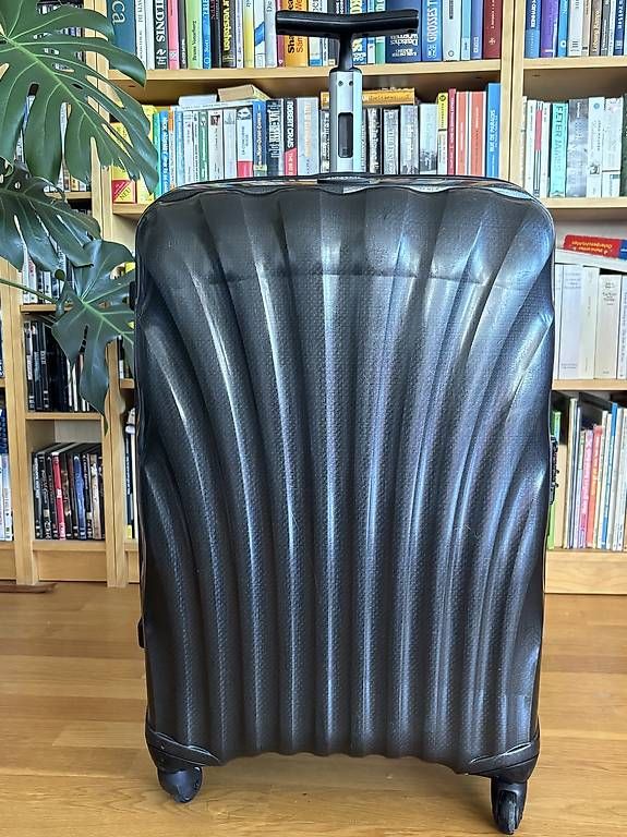 Valigie: Samsonite Cosmolite Spinner 75cm, Schwarz, 4 Rollen – Usato da Köniz venduto da DrTii