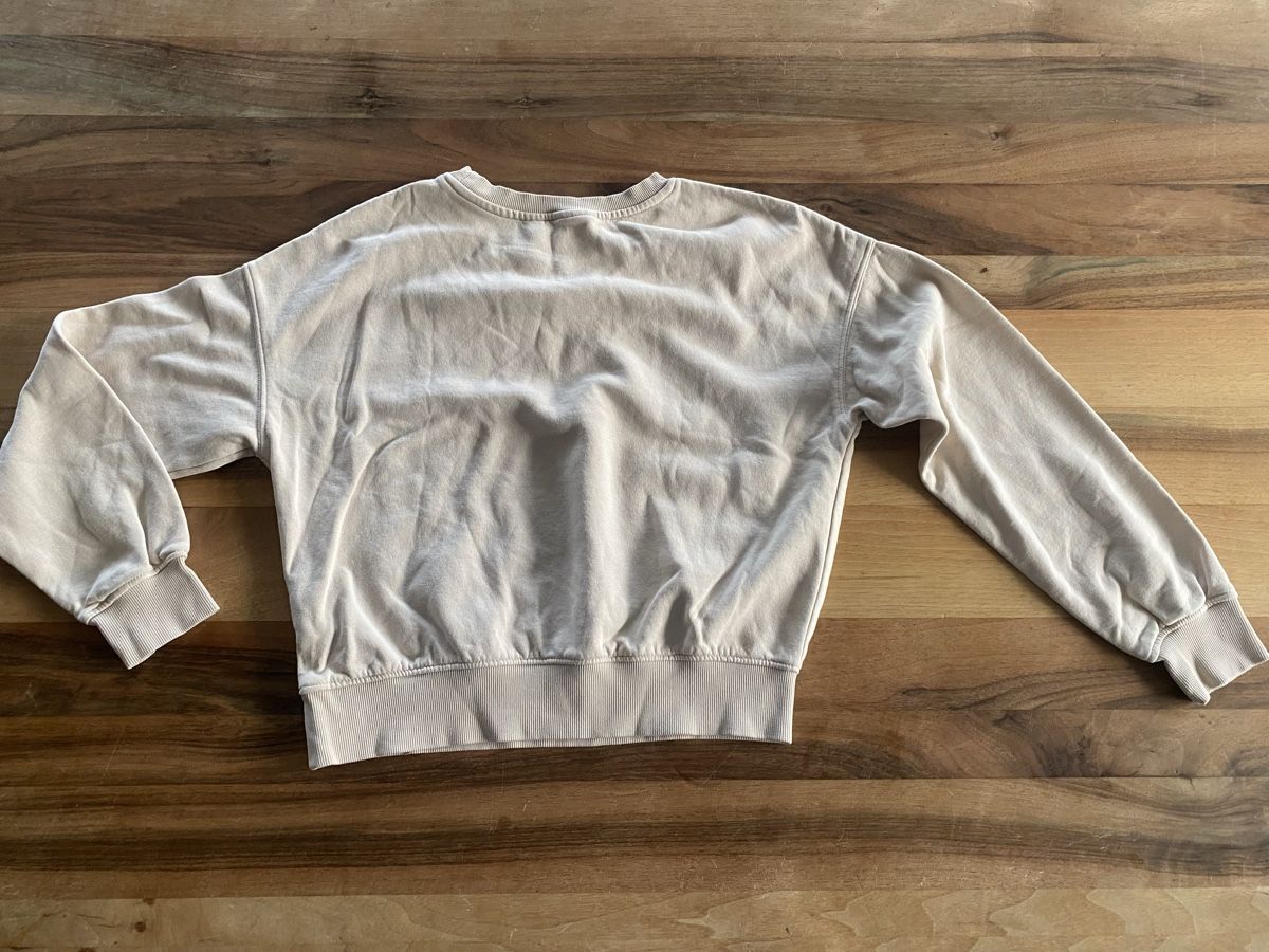 H&M Pullover & Sweatshirts: Pulli Pullover H&M Grösse 146 152 Mädchen beige – Gebraucht aus Horw von dreamsofacid 3