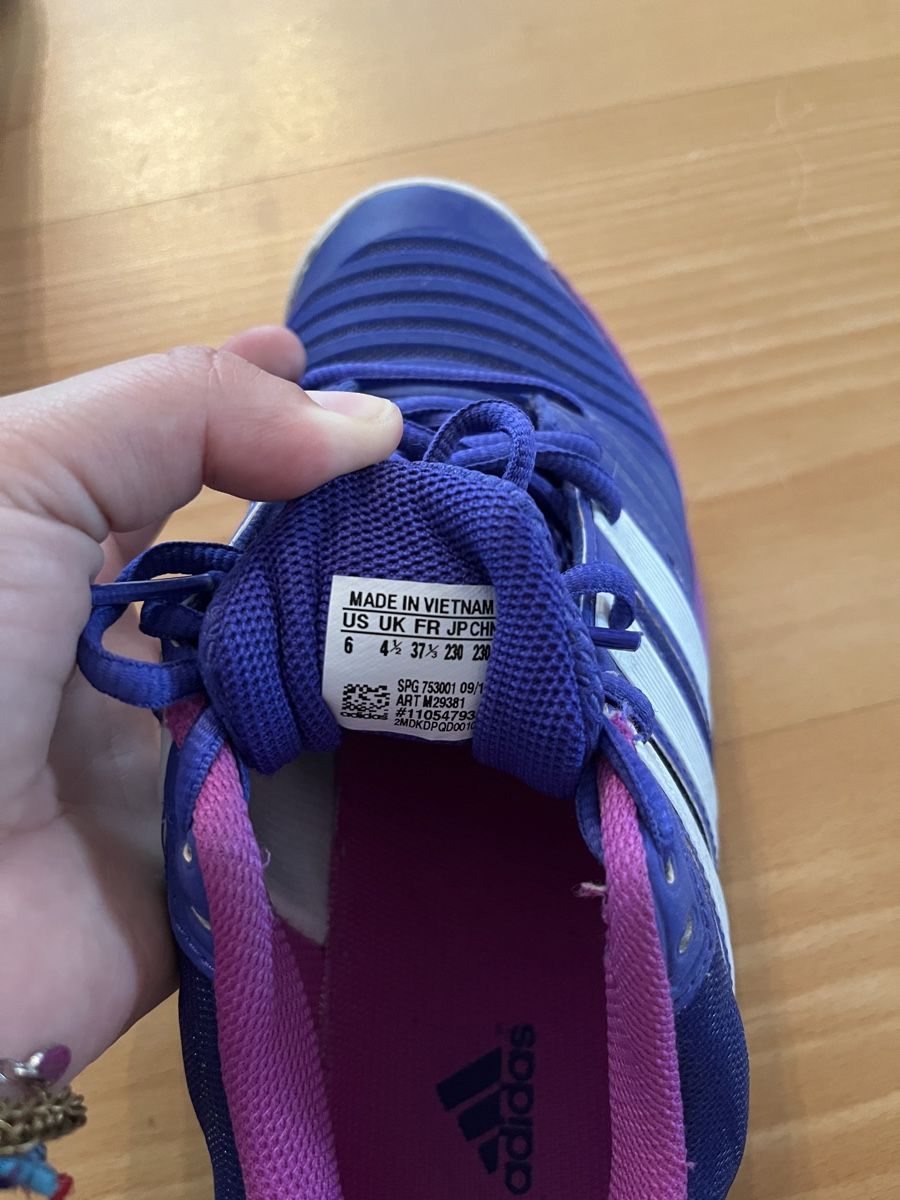 Adidas Scarpe da uomo: Adidas Hallenschuh, Gr. 37.5 – Nuovo (secondo la descrizione) da Betschwanden venduto da _janinee_ 3