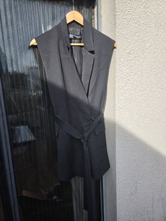 Veste sans manches Zara noir avec ceinture taille XL