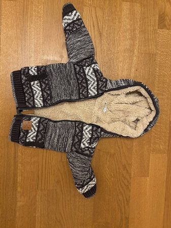 flauschige Jungenjacke Grösse 80