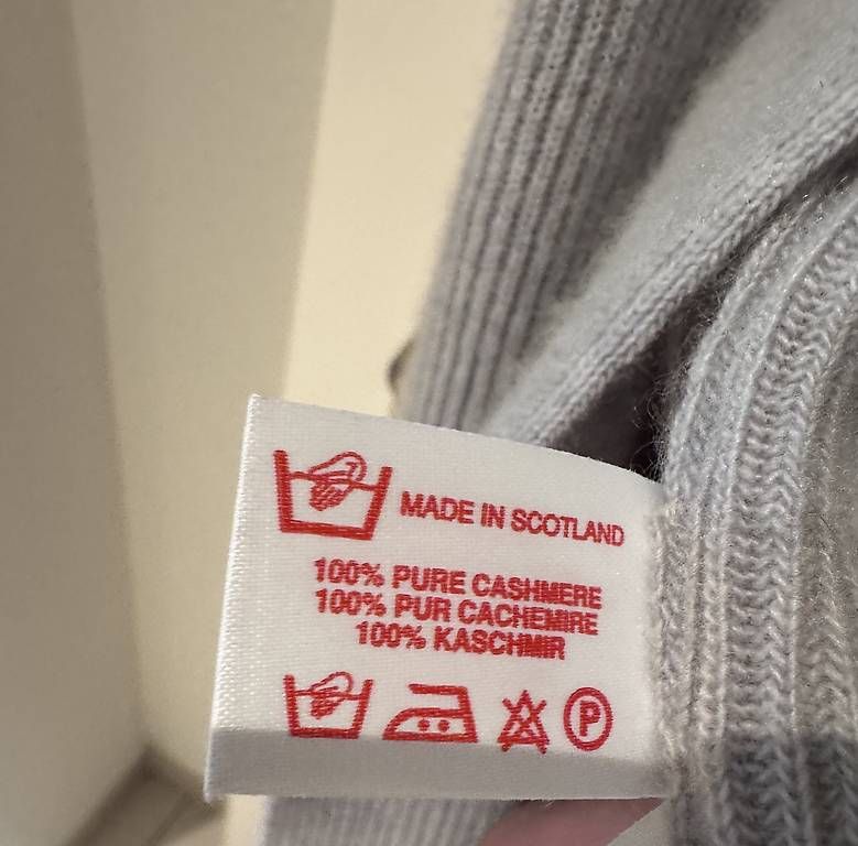 Jacken: 100 % Cashmere Jacke graublau mit Gürtel – Gebraucht aus Zürich von br2010 3