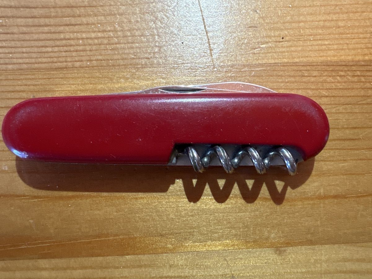 Victorinox Coltelli tascabile: Victorinox Sackmesser rot, Hugentobler  – Usato da St. Gallen venduto da mai_gd7k 1