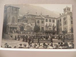 AK Postkarte Festa delle Camelie Locarno in Piazza Grande