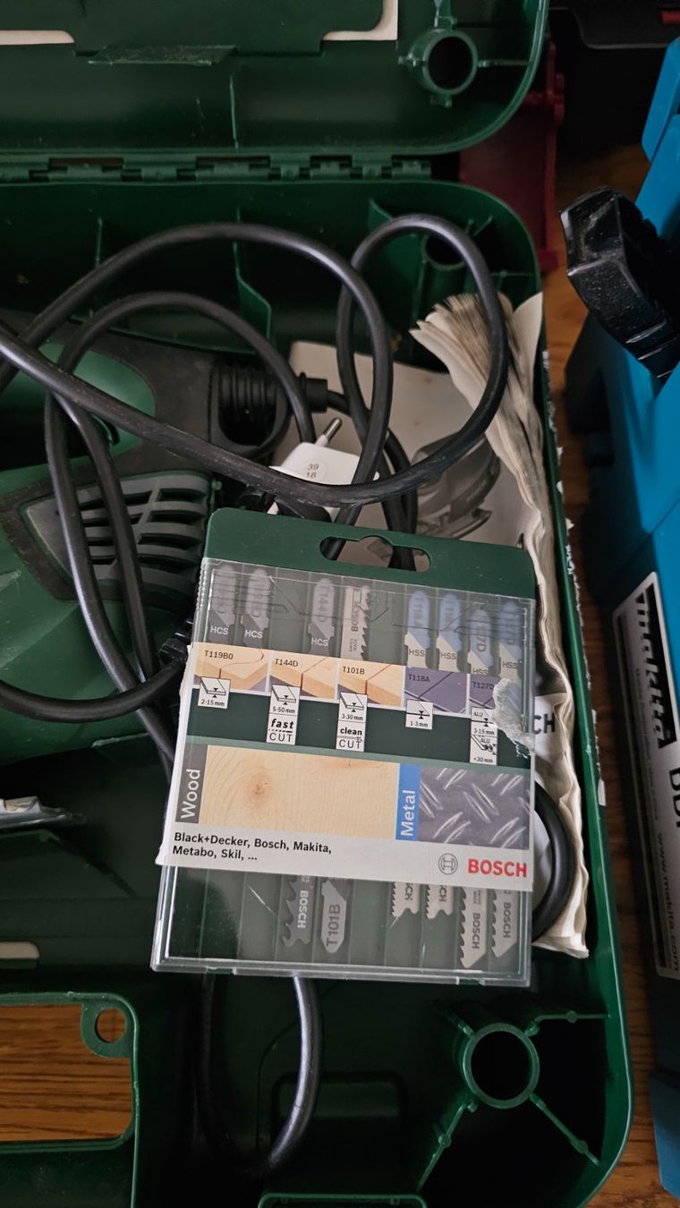 Bosch Sägen: Stichsäge BOSCH PST900PEL – Gebraucht aus Diessenhofen von Osio 2