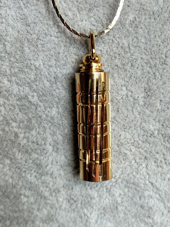 LANGE VERGOLDETE VINTAGE KETTE MIT GESCHLIFFENE ANHÄNGER | Kaufen Auf