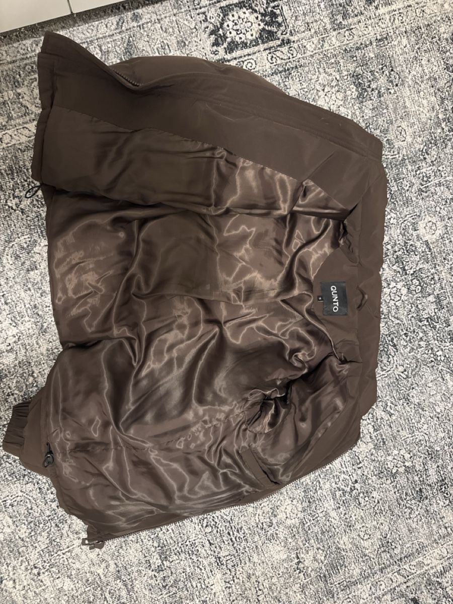 Jacken: QUNTO Jacke  – Neu (gemäss Beschreibung) aus Rüti ZH von rah_zgh9