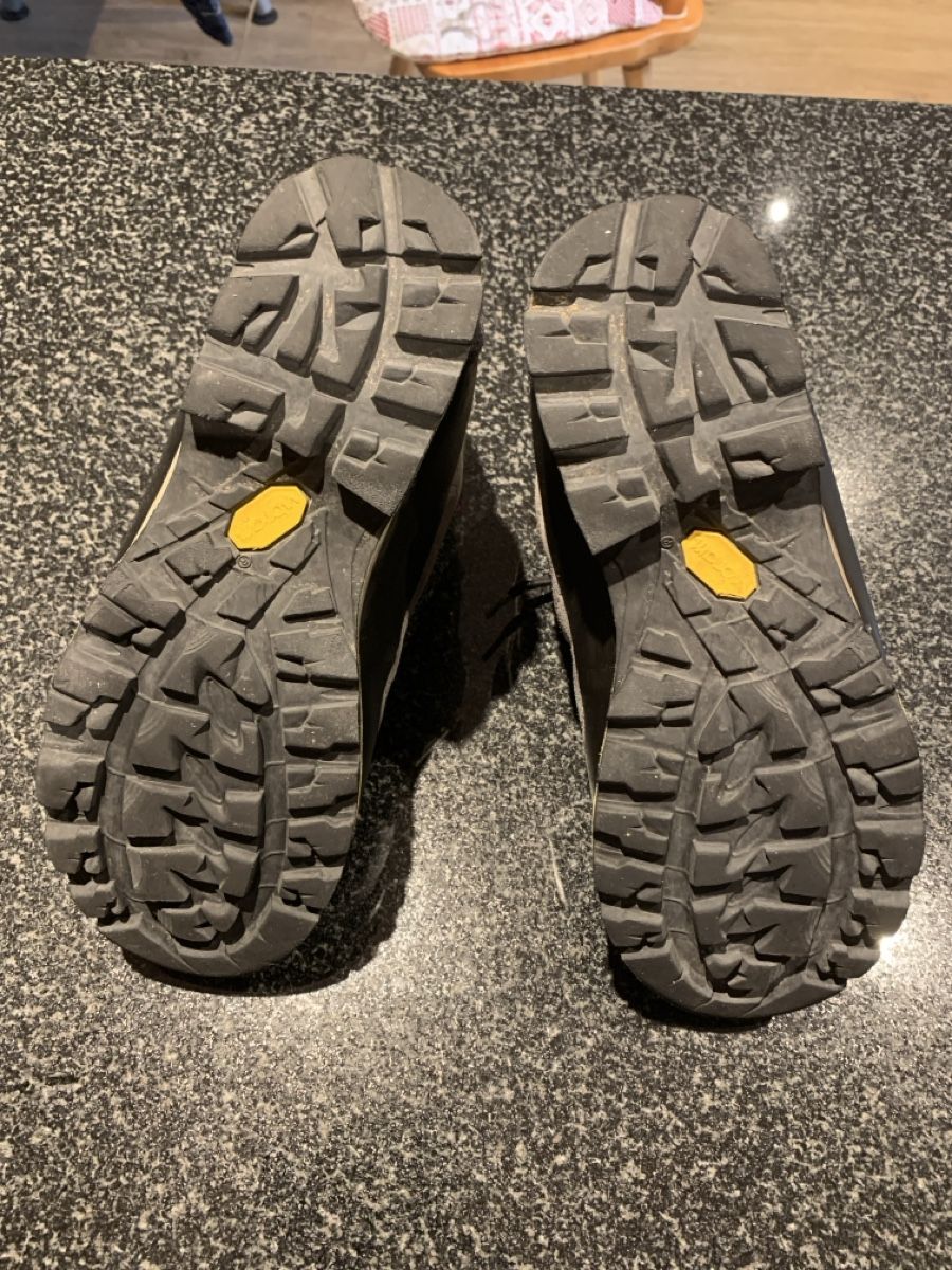 Meindl Damenschuhe: Meindl Wanderschuh grösse 39,5 – Gebraucht aus Oberstocken von Janu88 2